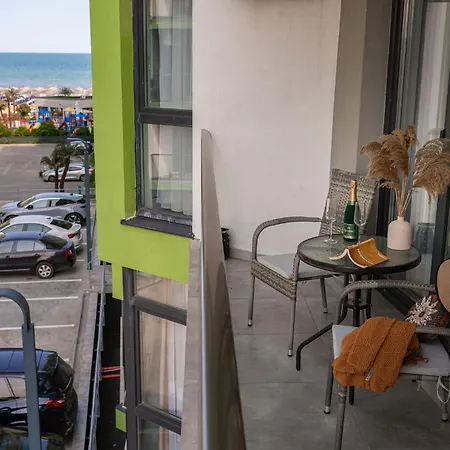 アパート Mediteraneo Alezzi Spa&pool