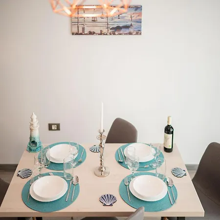 Mediteraneo Alezzi Spa&pool アパート